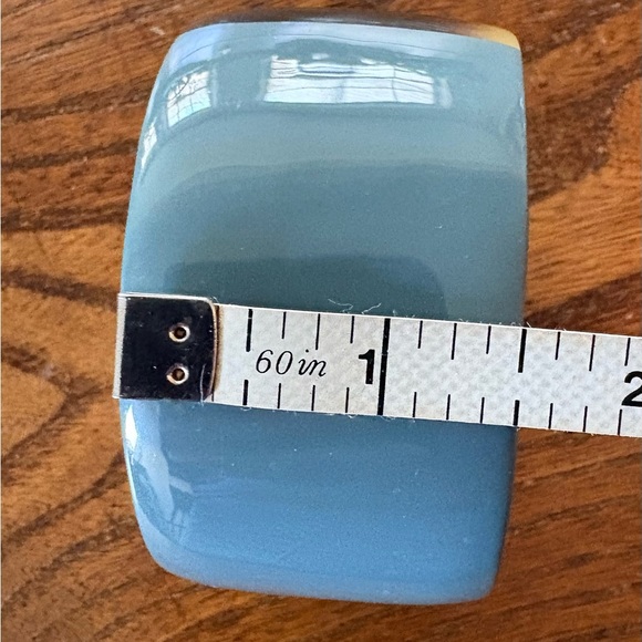 Bohemian Two-Tone Tortoise Shell & Gray Bangle - Picture 3 of 6